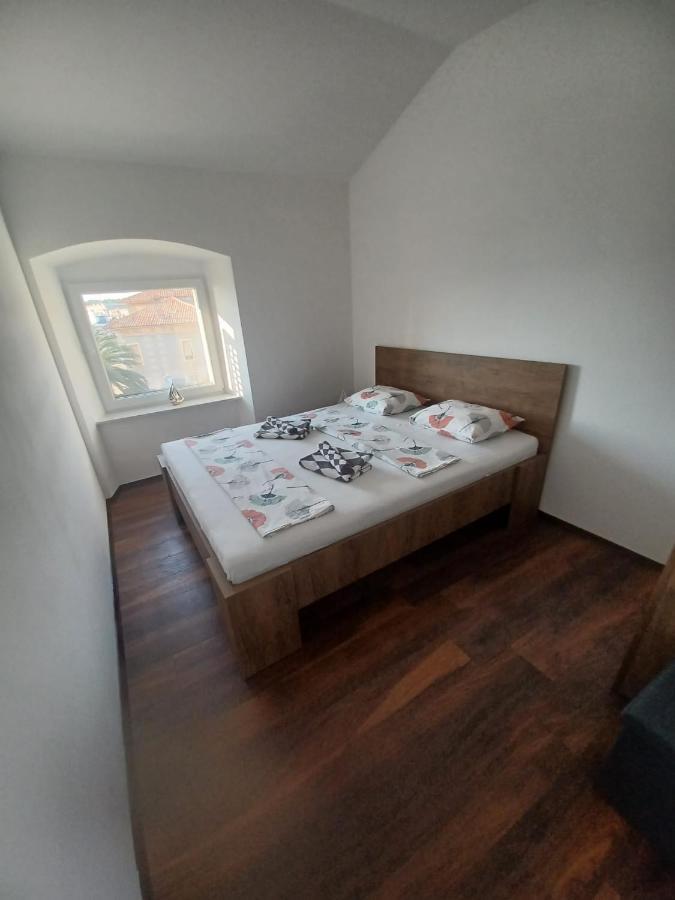 Niko 1 Apartment Mali Lošinj Екстериор снимка